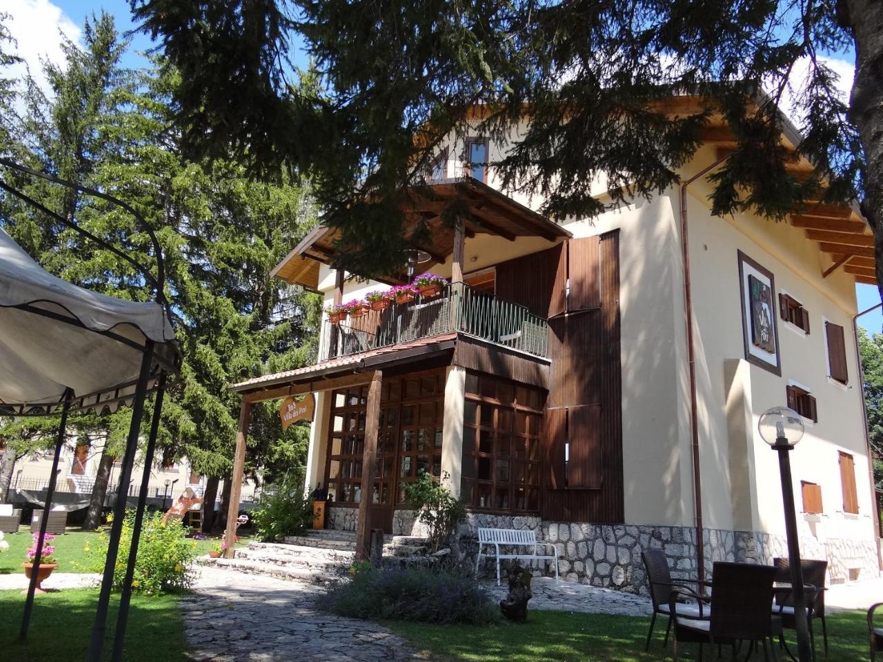 بيسكاسيرولي Villa Dei Pini المظهر الخارجي الصورة